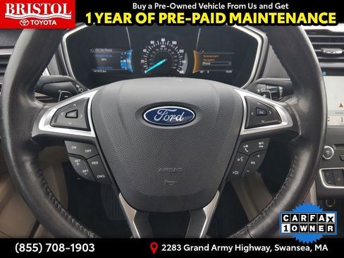 Used 2017 Ford Fusion SE w/ Fusion SE Technology Package image 24