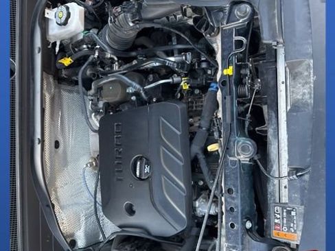 Used 2021 Chevrolet TrailBlazer ACTIV w/ Technology Package image 10