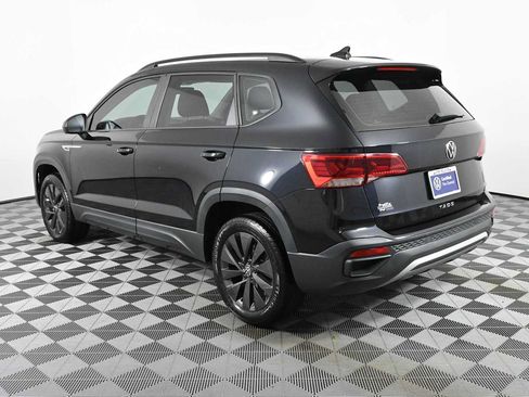 Certified 2023 Volkswagen Taos S FWD image 5