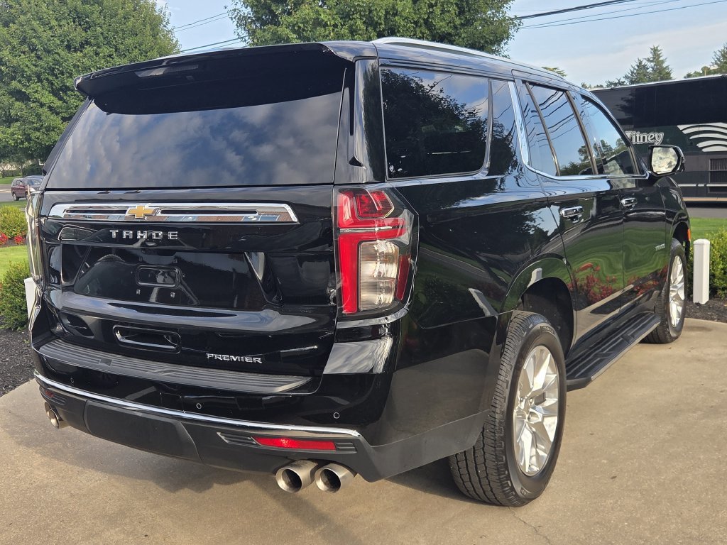 Used 2024 Chevrolet Tahoe Premier AWD/4WD image 6