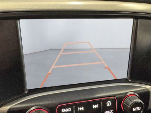 Used 2015 GMC Sierra 2500 SLT w/ Driver Alert Package image 24