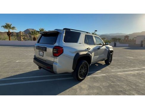 Used 2025 Toyota 4Runner SR5 image 8