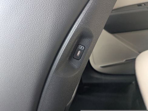 New 2026 Kia Sportage EX FWD image 18