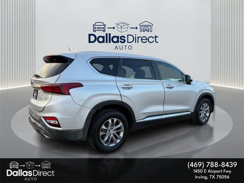 Used 2019 Hyundai Santa Fe SE image 6