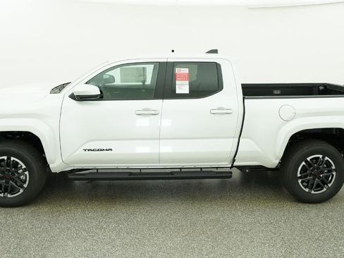 New 2026 Toyota Tacoma TRD Sport AWD/4WD image 3