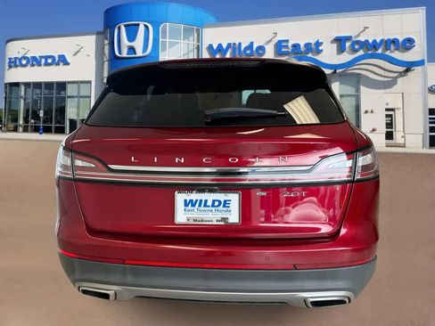 Used 2019 Lincoln Nautilus Reserve image 7