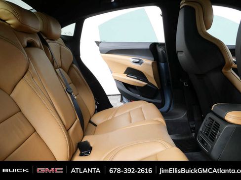 Used 2022 Audi e-tron GT Premium Plus image 18