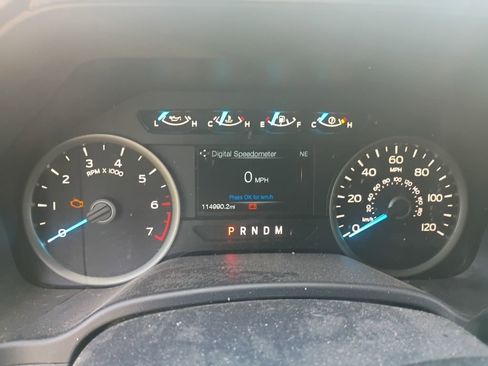 Used 2017 Ford F150 XLT w/ Equipment Group 302A Luxury AWD/4WD image 12