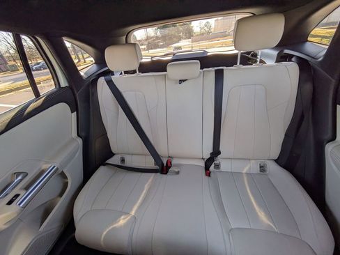 Used 2025 Mercedes-Benz GLA 250 GLA 250 image 27