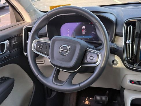 Used 2024 Volvo XC40 B5 Plus w/ Protection Package Premier image 13