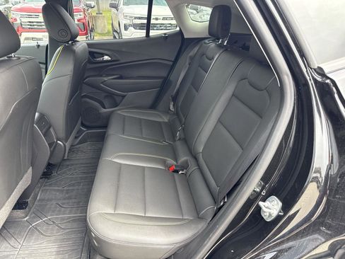 Used 2024 Chevrolet Trax ACTIV w/ Sunroof Package FWD image 12