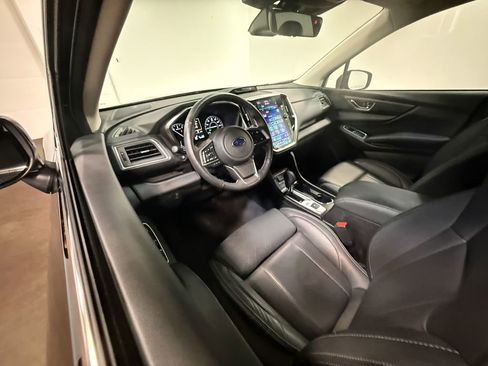 Used 2023 Subaru Ascent Limited AWD/4WD image 2