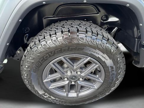 Used 2024 Jeep Wrangler Unlimited Sport AWD/4WD image 21