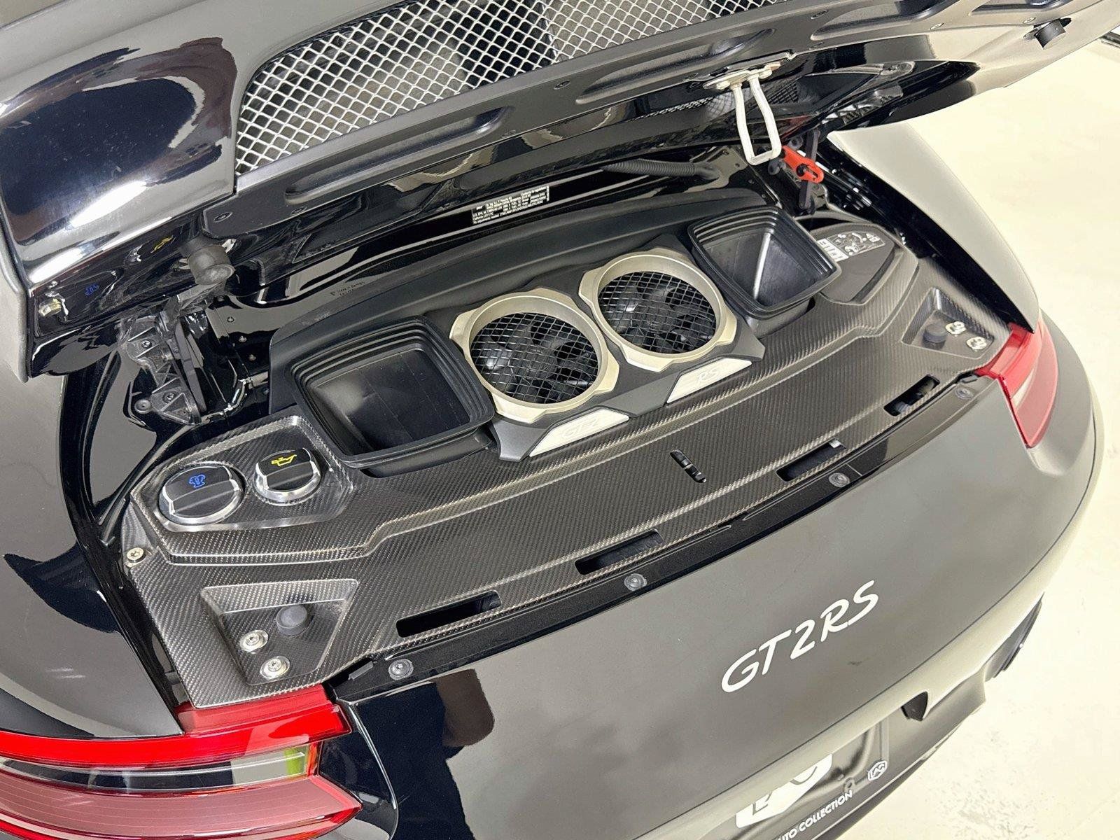 Used 2018 Porsche 911 GT2 RS RWD image 26