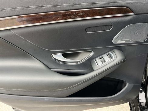 Certified 2018 Mercedes-Benz S 560 4MATIC Sedan image 15