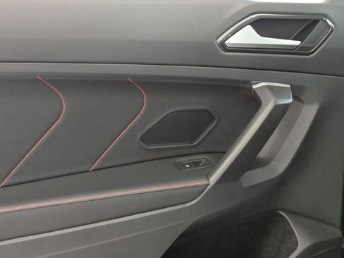 Used 2024 Volkswagen Tiguan Wolfsburg Edition image 25