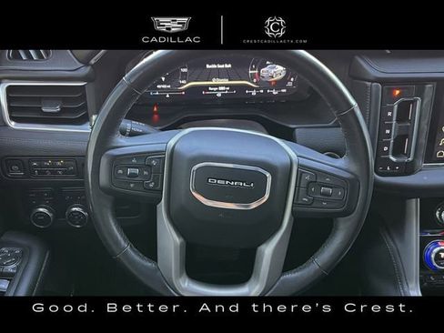 Used 2022 GMC Yukon XL Denali image 12