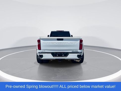 Used 2025 Chevrolet Silverado 3500 High Country w/ High Country Premium Package AWD/4WD image 7