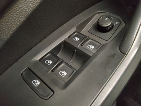 Used 2020 Volkswagen Jetta S FWD image 27