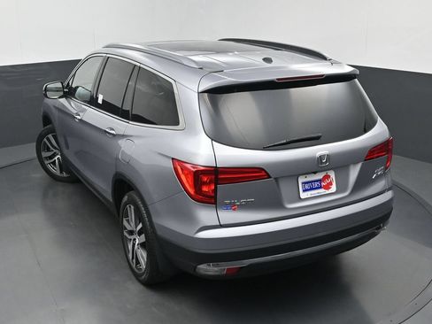 Used 2017 Honda Pilot Elite image 37