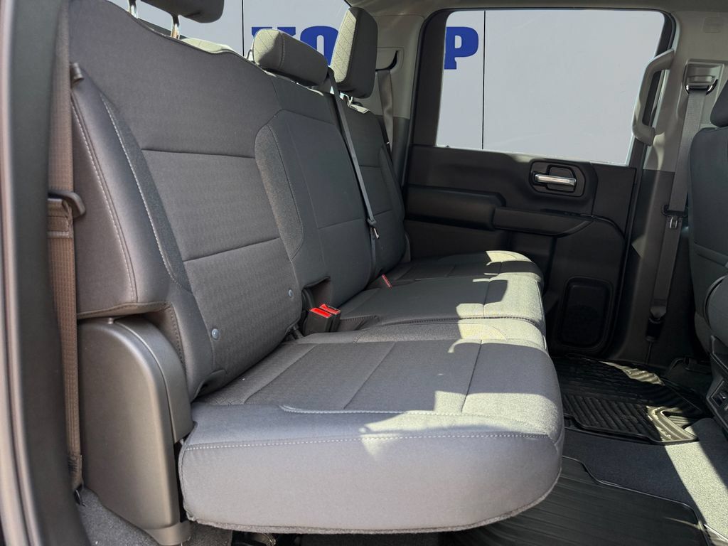New 2026 Chevrolet Silverado 2500 Custom w/ Custom Value Package AWD/4WD image 18