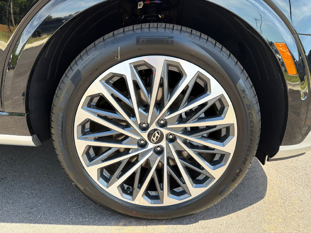 New 2026 Hyundai Palisade Calligraphy AWD/4WD image 13