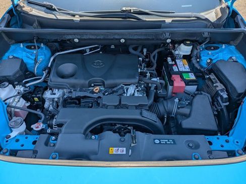 Used 2019 Toyota RAV4 XLE w/ Convenience Package FWD image 22