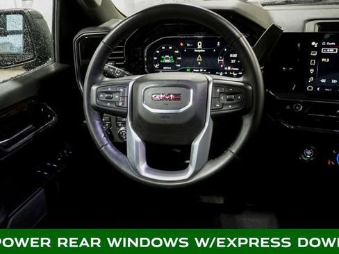 Used 2024 GMC Sierra 1500 Elevation image 9