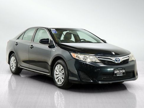 Used 2012 Toyota Camry LE FWD image 7