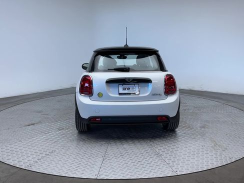 Used 2024 MINI Cooper SE FWD image 7