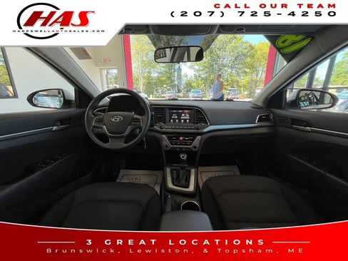 Used 2018 Hyundai Elantra SEL FWD image 14