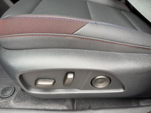 New 2026 Chevrolet Equinox RS w/ LPO, Floor Liner Package image 8