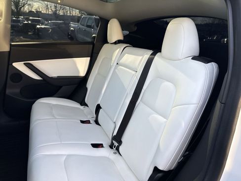 Used 2020 Tesla Model Y Performance image 19