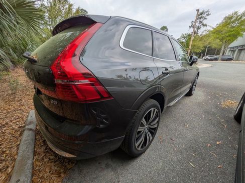 Used 2023 Volvo XC60 B5 Plus image 3