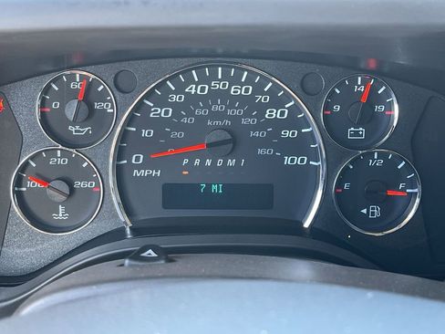 New 2025 GMC Savana 2500 Extended w/ Driver Convenience Package image 11