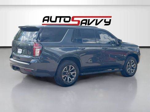 Used 2022 Chevrolet Tahoe Z71 w/ Luxury Package AWD/4WD image 7