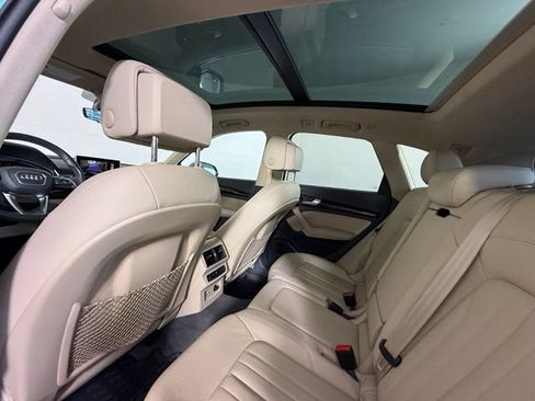 Used 2019 Audi Q5 2.0T Premium Plus w/ Premium Plus Package AWD/4WD image 30