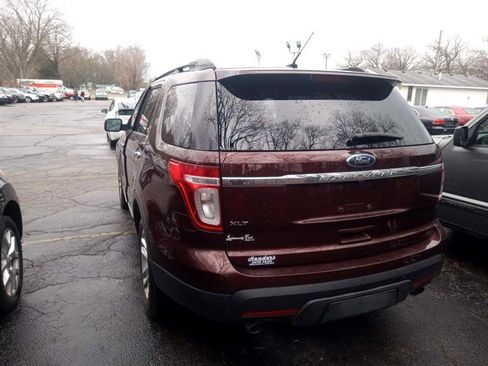 Used 2012 Ford Explorer XLT image 2