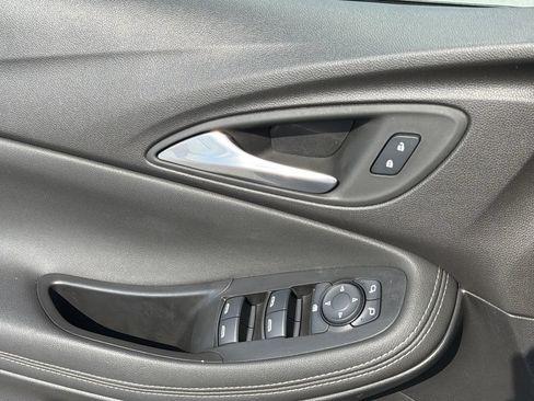 Used 2024 Buick Encore GX Preferred w/ Comfort Package FWD image 25