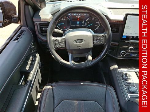 Used 2022 Ford Expedition Max Limited AWD/4WD image 11