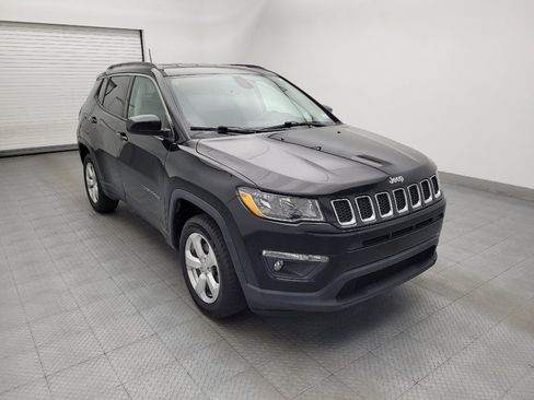 Used 2019 Jeep Compass Latitude AWD/4WD image 13