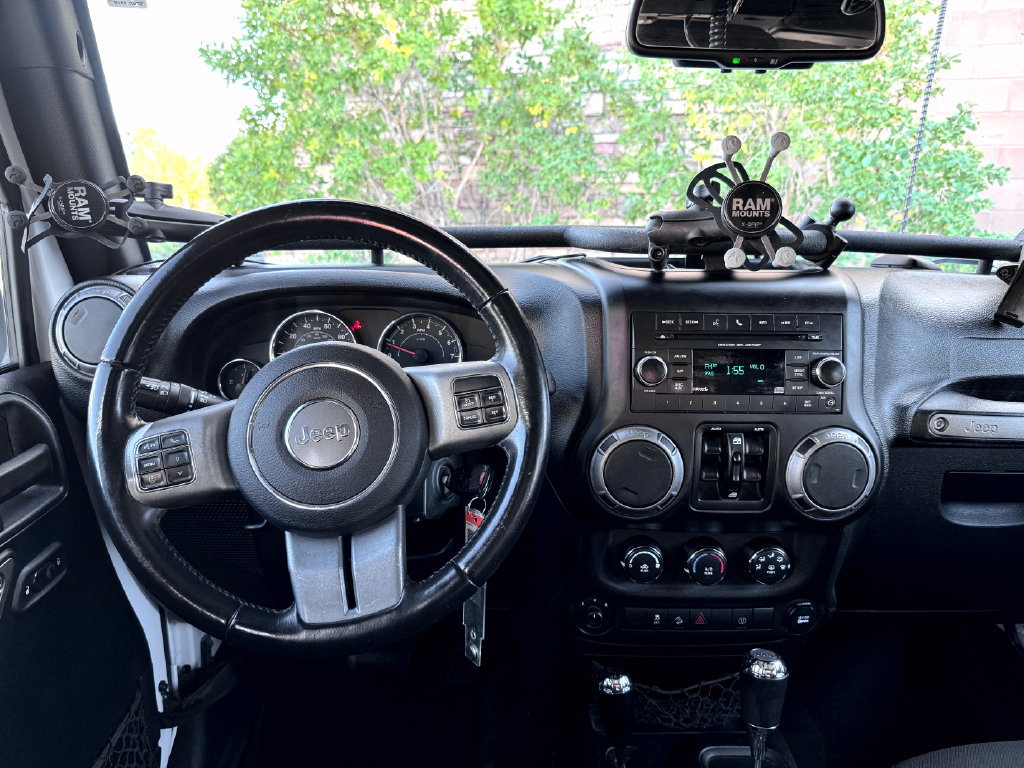 Used 2017 Jeep Wrangler Unlimited Sport AWD/4WD image 22