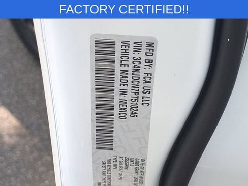 Certified 2023 Jeep Compass Limited w/ Sun and Sound Group AWD/4WD image 39