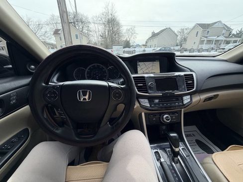Used 2015 Honda Accord EX-L image 16
