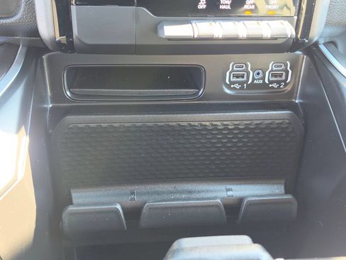 Used 2023 RAM 1500 Big Horn AWD/4WD image 25