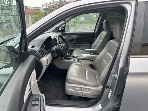 Used 2017 Honda Ridgeline RTL-T image 11