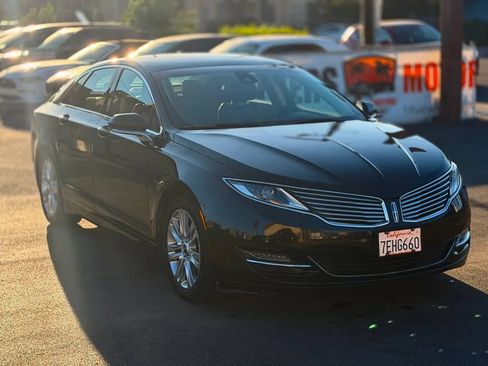Used 2014 Lincoln MKZ Hybrid w/ Equipment Group 202A Reserve FWD image 2
