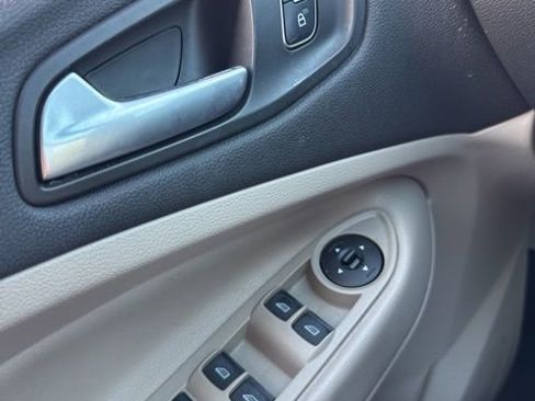 Used 2018 Ford Escape SEL w/ Ford Safe & Smart Package image 22