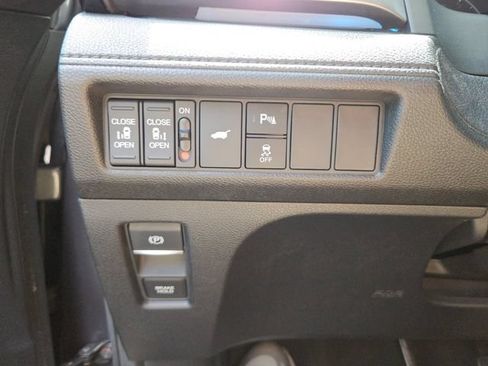 Used 2025 Honda Odyssey Touring image 28