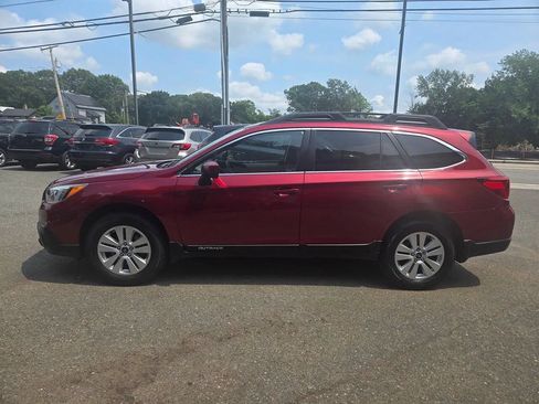 Used 2015 Subaru Outback 2.5i Premium AWD/4WD image 7